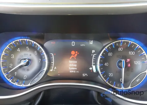 2023 Chrysler Pacifica Touring L z USA, uszkodzony, nr VIN 2C4RC1BG6PR624903